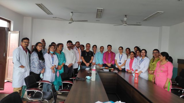 केन्द्रीय कारागार अस्पतालको जिम्मेवारी सम्हाल्न पुगे डा. बुढाथोकी