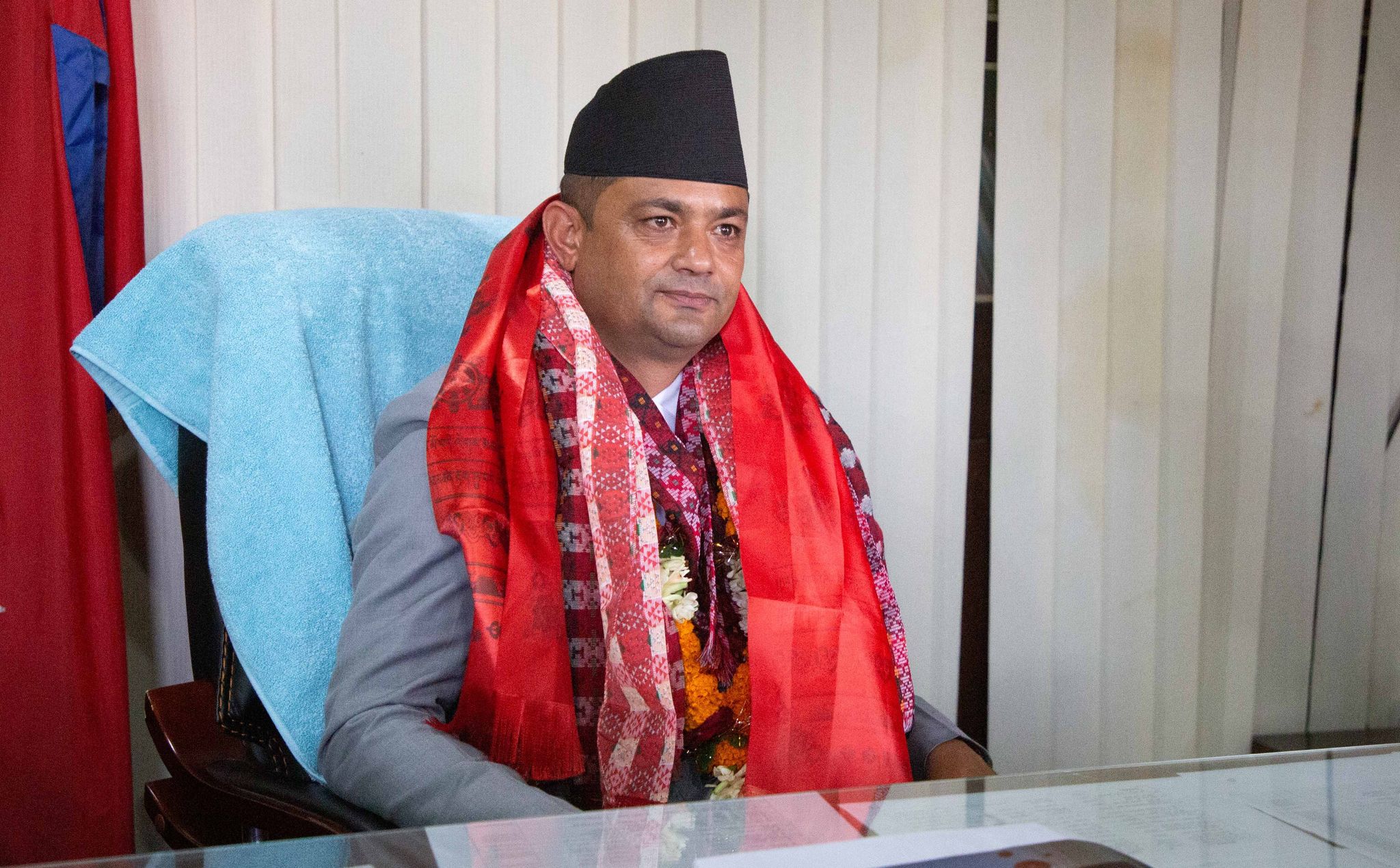 नवनियुक्त स्वास्थ्यमन्त्री पदम गिरीद्धारा पदभार ग्रहण