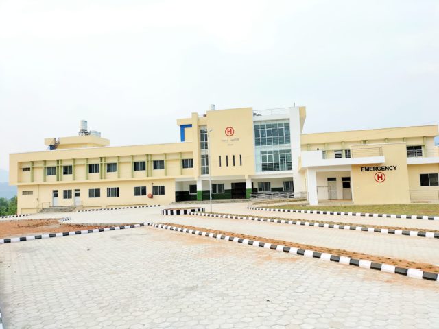 थालनी गरेको आठ वर्षमा निर्माण सम्पन्न भयो रामपुर अस्पताल भवन