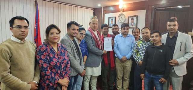 स्वास्थ्य पत्रकार मञ्च नेपालद्धारा स्वास्थ्य मन्त्री बस्नेत समक्ष माग तथा सुझाव पेश
