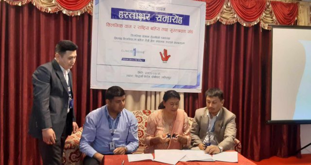 बहिरा व्यक्तिका लागि दोभाषे राखेर स्वास्थ्य सेवा दिने तयारीमा ‘क्लिनिक वान’