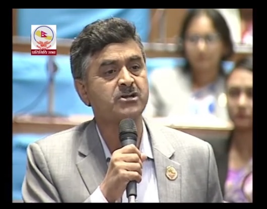‘आत्महत्या प्रोत्साहन गर्ने व्यक्ति मन्त्री भइरहन मिल्छ ?’ – सांसद ठाकुर गैरे