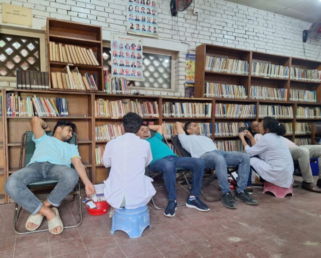 १६ औँ पुस्तकालय दिवसको अवसरमा भृकुटीमण्डपमा रक्तदान कार्यक्रम