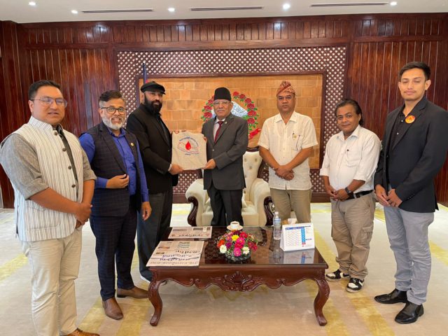 रक्त व्यवस्थापनमा देखिएका समस्याबारे स्वयंसेवी रक्तदाता समाजद्धारा प्रधानमन्त्रीको ध्यानाकर्षण