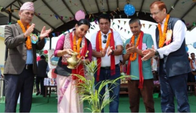 मस्तिष्कघात भएर अपाङ्गता भएका बालबालिकालाई स्रोत कक्षा