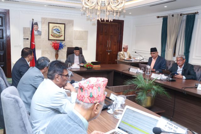 स्वास्थ्य सचिव हरिप्रसाद मैनालीको सरुवा