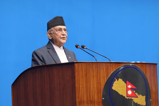 सबै सार्वजनिक अस्पताललाई एकीकृत अनलाईन सेवामा आवद्ध गर्ने छौँ : प्रधानमन्त्री ओली
