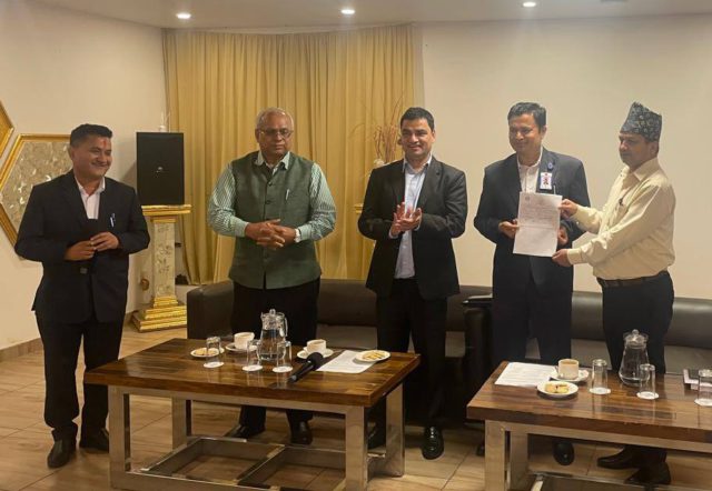 क्षयरोग परीक्षणका विभागद्धारा केन्द्रलाई आठवटा एमडब्लुआरडी मेसिन हस्तान्तरण