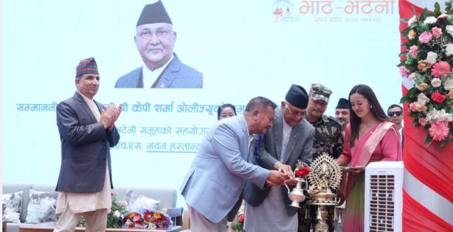 प्रधानमन्त्री ओलीद्धारा त्रिवि शिक्षण अस्पतालको विस्तारित सेवा भवनको उद्घाटन