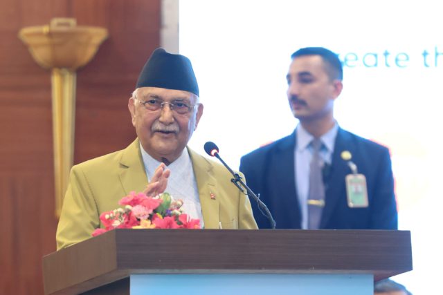 २० वर्षपछि विवाह गरेर ३० वर्षभित्र तीन सन्तान पाइसक्न प्रधानमन्त्री ओलीको आग्रह