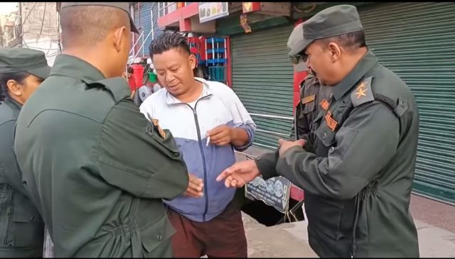 एक सर्को चुरोट तान्दा पाँच सय रुपैयाँ चैट !