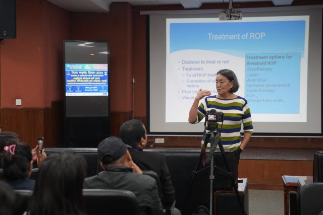 शिशुको आँखा परीक्षणका लागि तिलगंगाको सप्ताहव्यापी कार्यक्रम