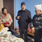 जेनजी आन्दोलनमा गम्भीर घाइते झलनाथ पत्नी भेटन पुगे प्रचण्ड र माधनकुमार नेपाल