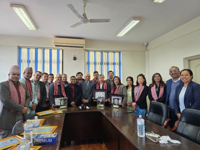 नेपाल मेडिकल काउन्सिलका नव निर्वाचित पदाधिकारी तथा सदस्यहरुले कार्यभार सम्हाले