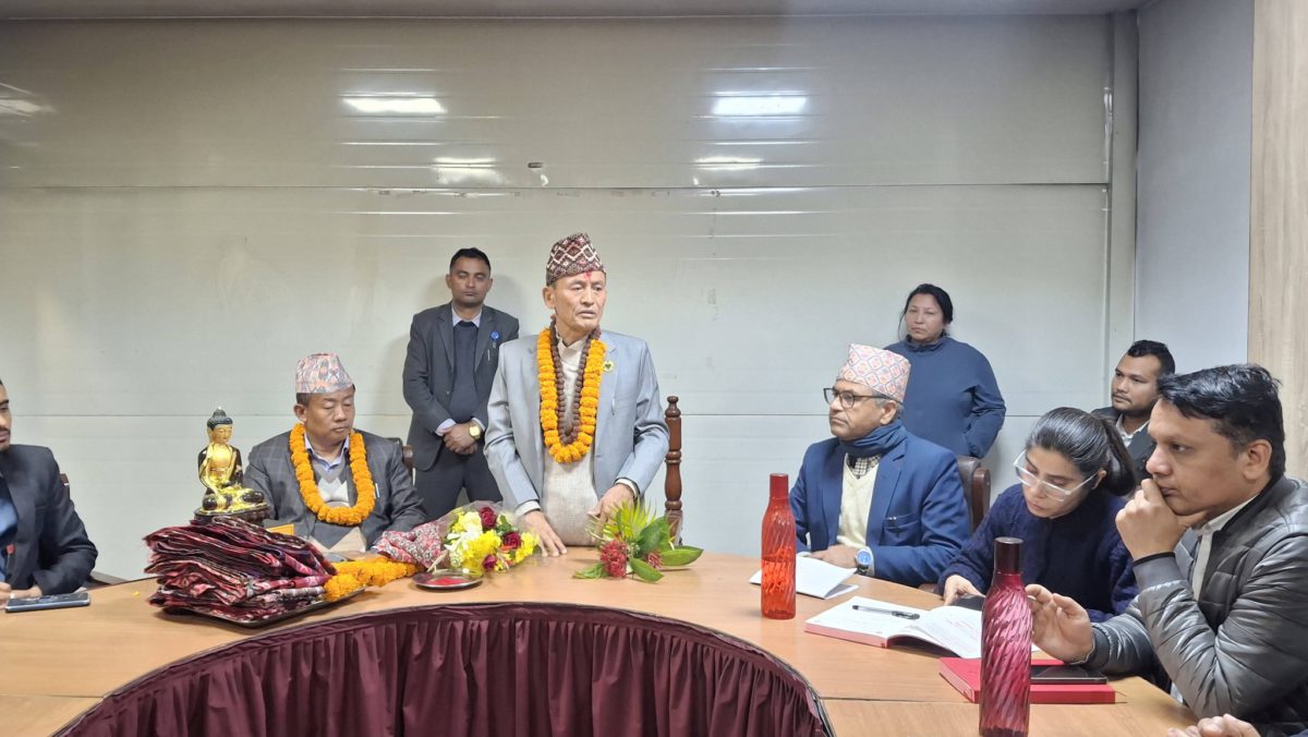 मानबहादुर  लिम्बु बने कोशीको स्वास्थ्य मन्त्री