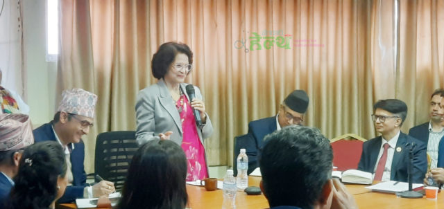 ‘अस्पतालका समस्याबाट बिमुख भई कुलिङ पिरियड मनाउन व्यस्थ अर्थ मन्त्रालयको व्यवहार बुझिनसक्नु छ’