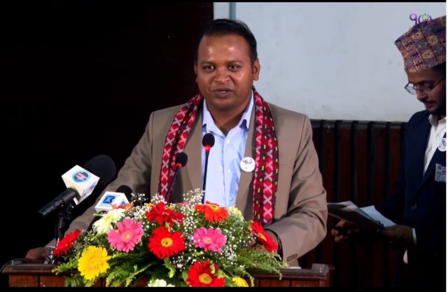 श्रम मन्त्रीको गरम कुरा : कसरी होला पुरा ?