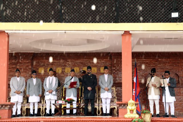गृहमन्त्री गुरुङ र विज्ञान प्रविधि मन्त्री पुनले लिए शपथ