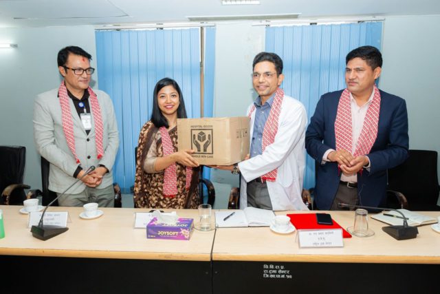 काठमाडौँ महानगरद्वारा राष्ट्रिय ट्रमा सेन्टरलाई ८० लाख रुपैयाँको अर्थोपेडिक इम्प्लान्ट हस्तान्तरण