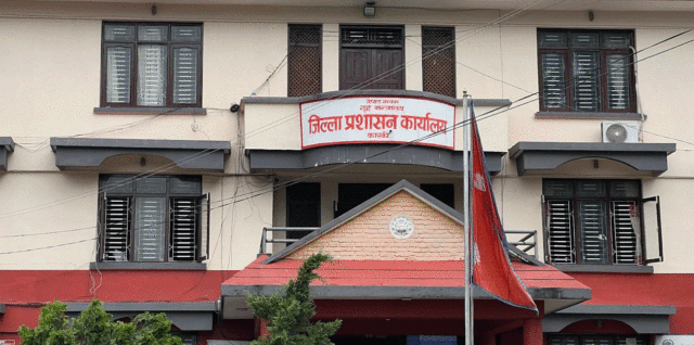 म्याद गुज्रिएका खाद्यवस्तु बिक्री गर्नेलाई दुई लाख जरिबाना